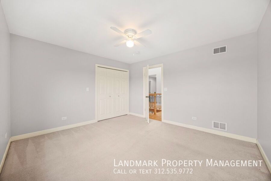 12313 S 71st Ct property image