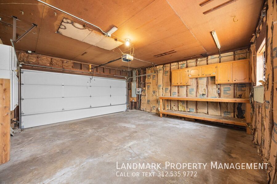 12313 S 71st Ct property image