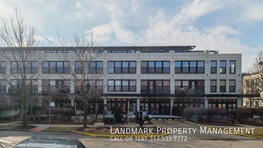 1069 West 14th Place Unit 205 property image