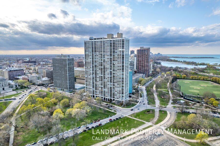 2800 N Lakeshore Dr Unit 505 property image