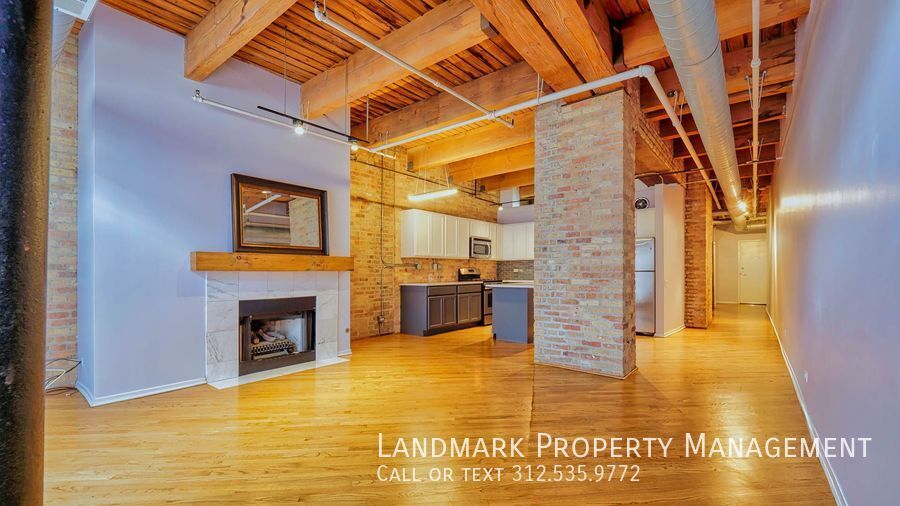 375 W Erie Unit 403 property image