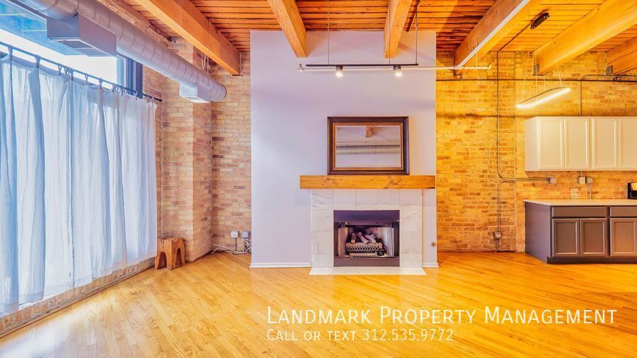 375 W Erie Unit 403 property image