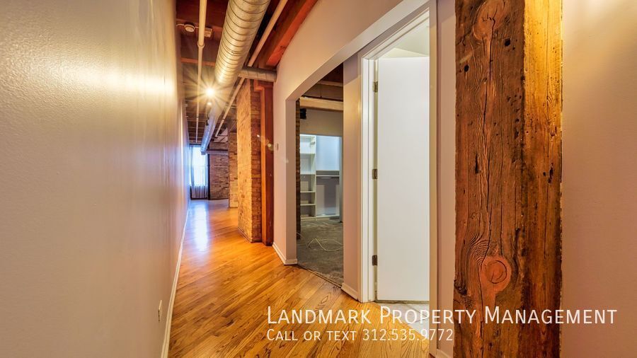 375 W Erie Unit 403 property image