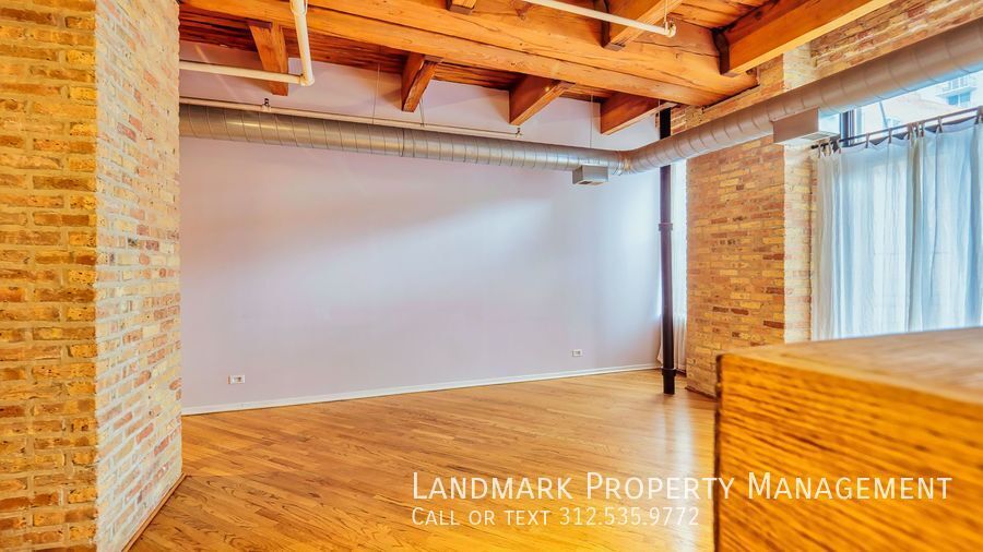 375 W Erie Unit 403 property image