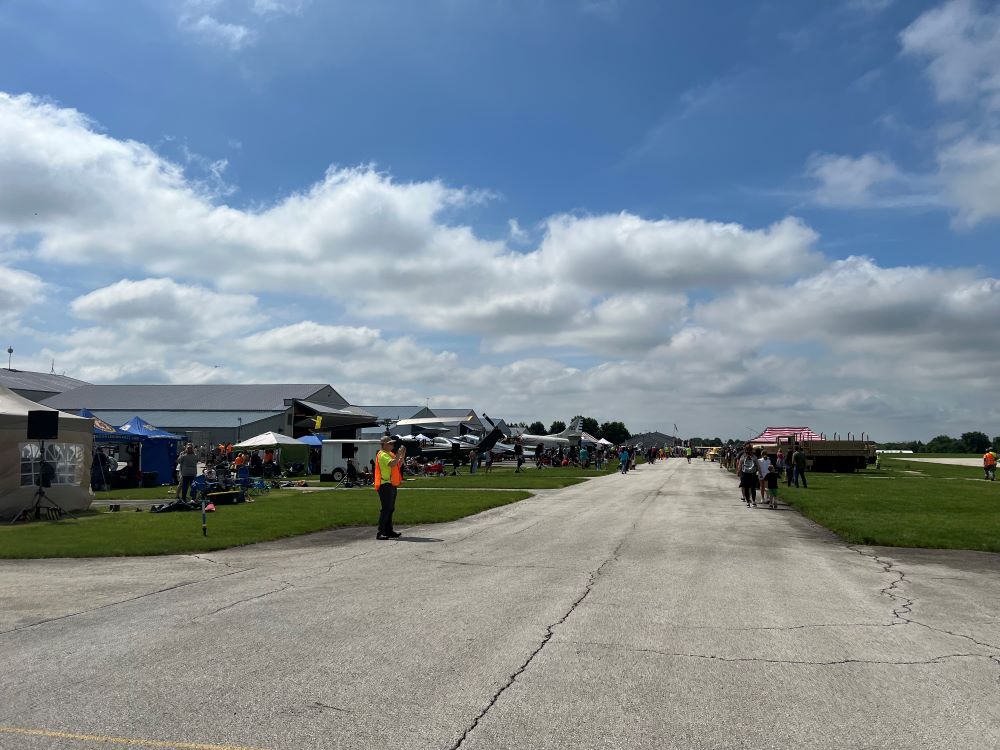 Bolingbrook Amentieis & Features Property Management