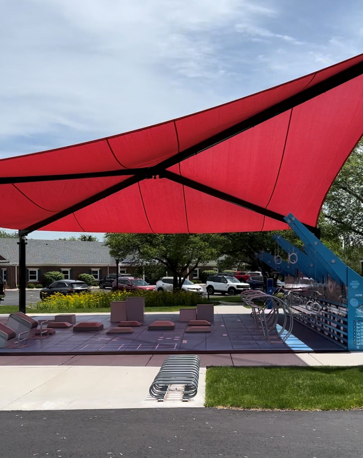 New Lenox Amentieis & Features Property Management